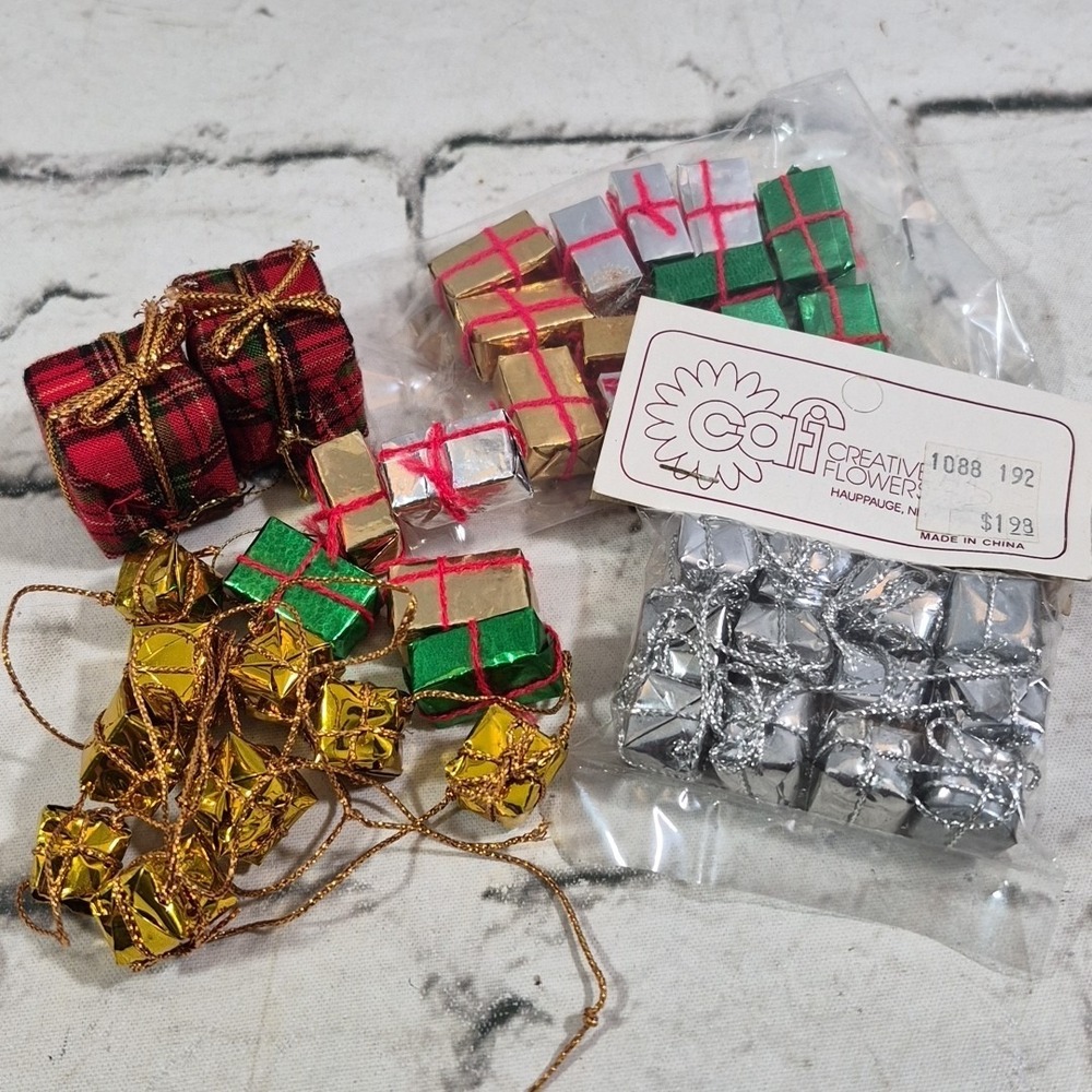 Vintage 80s Miniatures Christmas Presents Wrapped Gifts Craft Lot